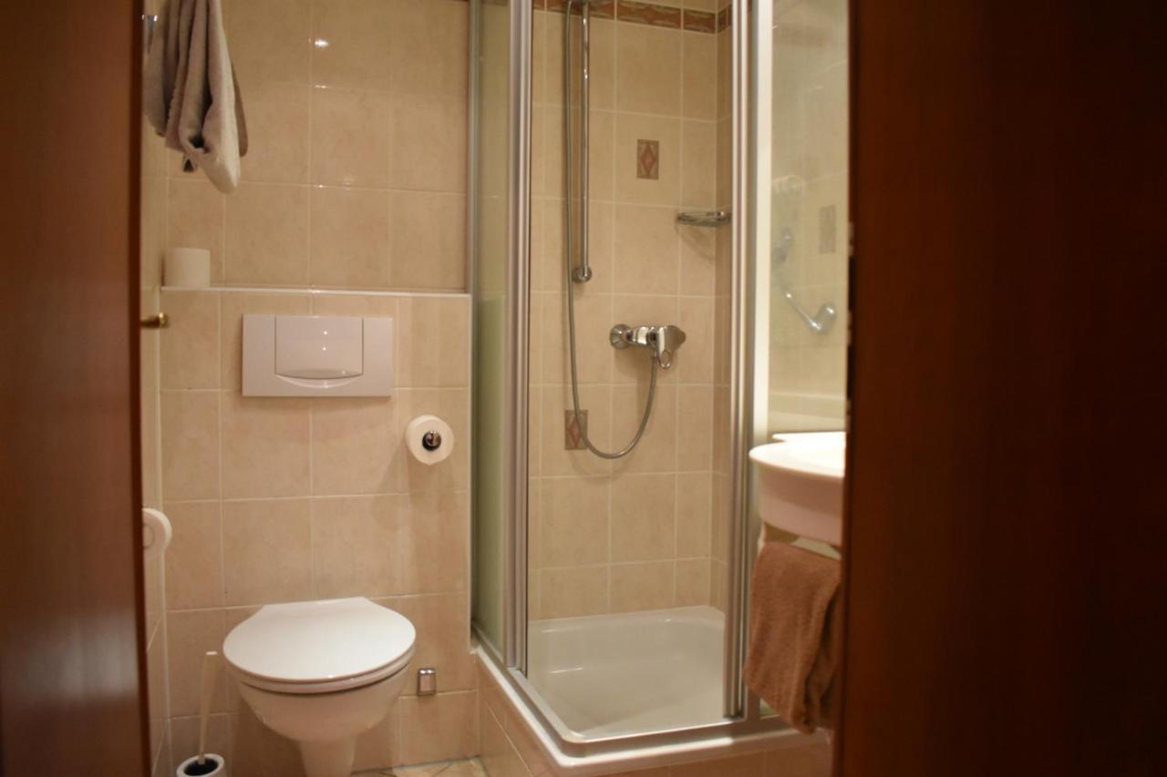 Hotel Atlanta Valkenburg aan de Geul Kültér fotó